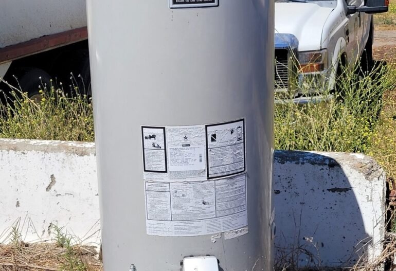 bradford white defender